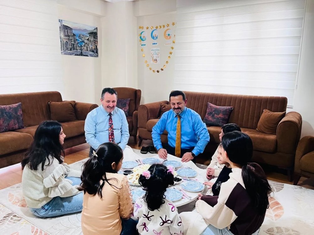 Çocuk Evleri Koordinasyon Merkezinde Kahvaltı Programı