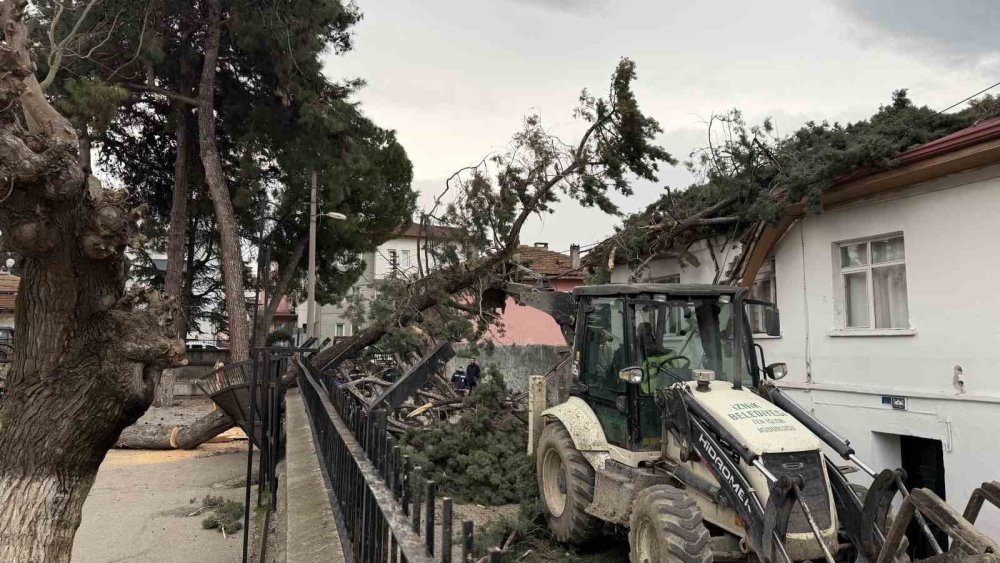 Okulların Tatil Olması Faciayı Önledi