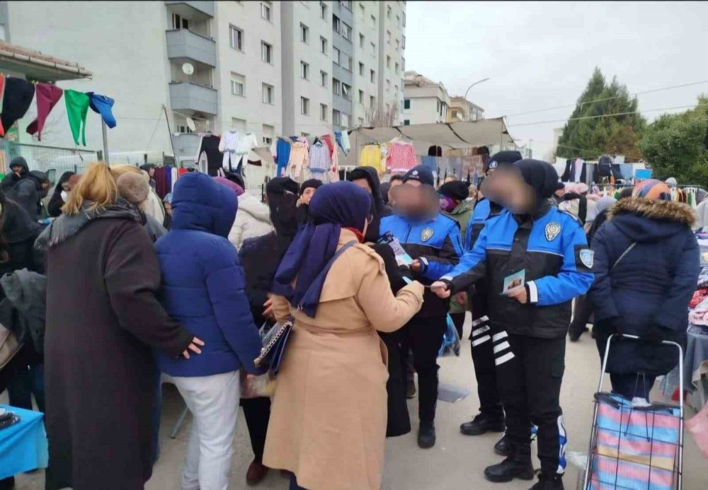 Polis, Binlerce Kişiyi Hırsızlık Ve Dolandırıcılık Olaylarına Karşı Bilgilendirdi