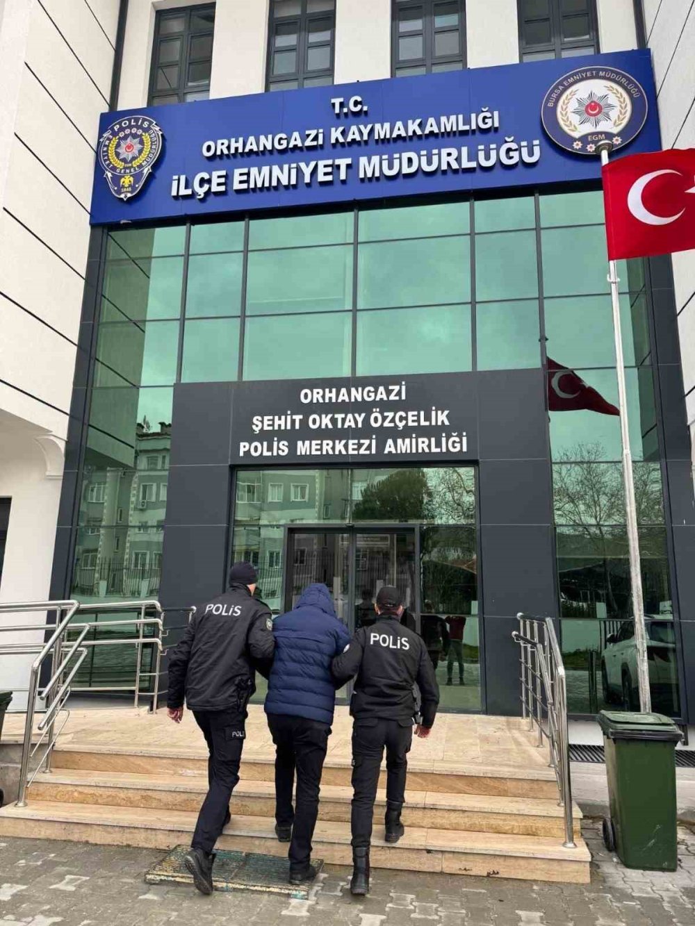 7 Hükümlü Cezaevine Gönderildi