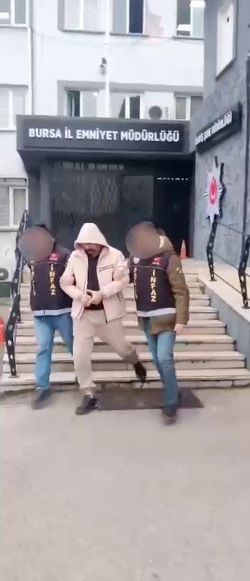 72 Saatlik Kamera İncelendi, Aranan Şahıslara Baskın Yapıldı