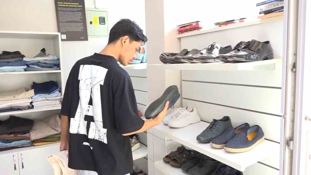 ‘Giymiyorsan Giydir’ Dayanışması Büyüyor