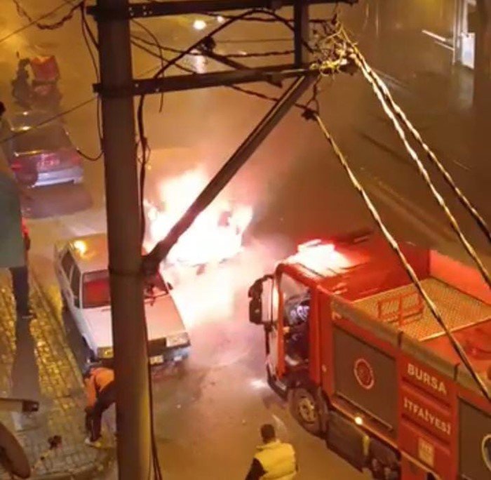 Otomobil Küle Döndü