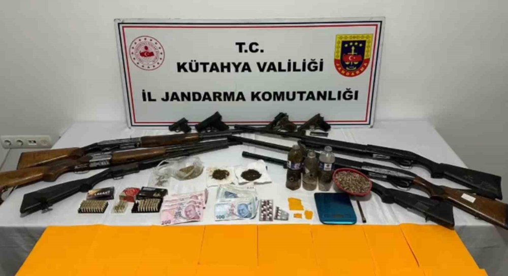 Uyuşturucu Ve Silah Operasyonu