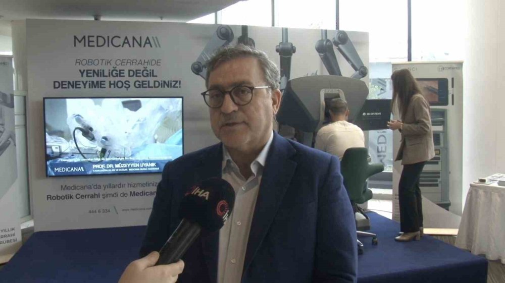 Robotik Ameliyat Uygulamaları Başladı