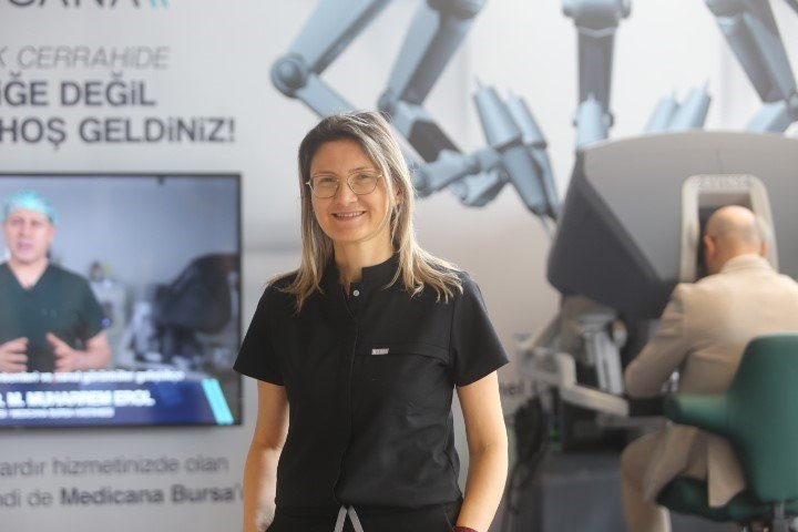 Robotik Ameliyat Uygulamaları Başladı