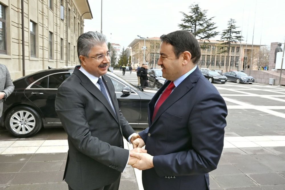 Tebrik Ziyaretinde Bölgesel İş Birliği İmkânları Ve Ortak Projeler Ele Alındı