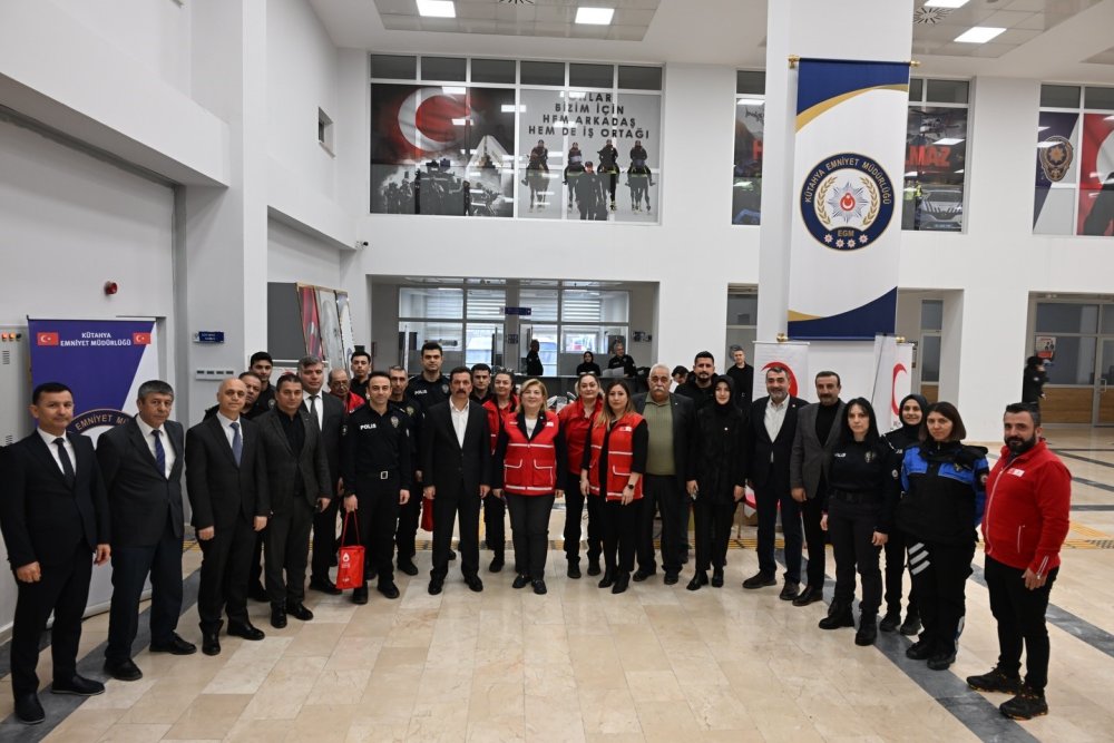 İl Emniyet Müdürlüğünden Kan Bağışı Kampanyasına Destek