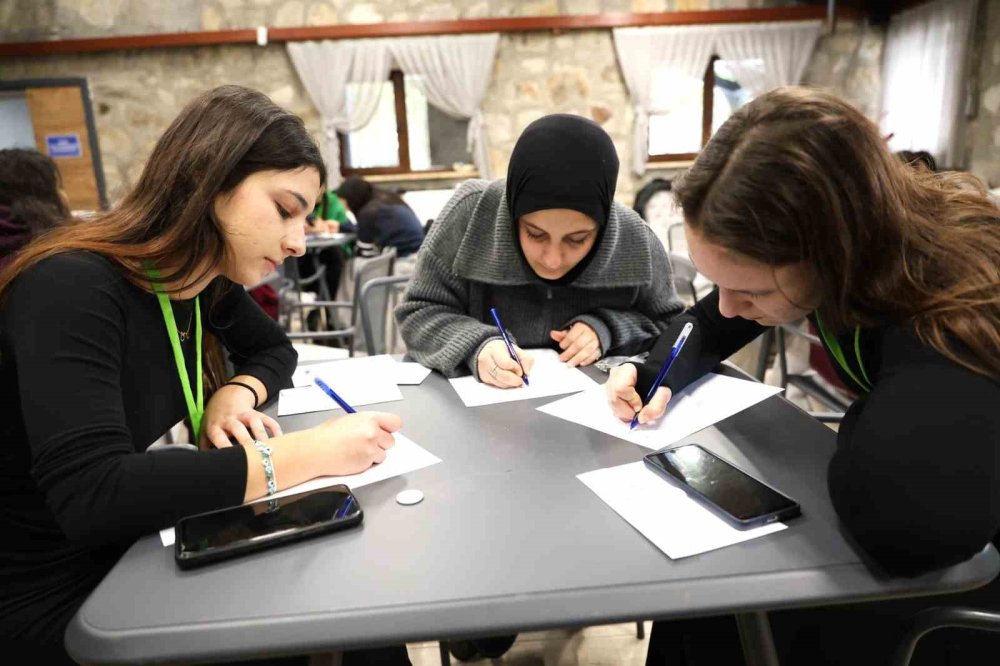 Dersane Öğrencileri Uludağ Kampıyla Ödüllendirildi