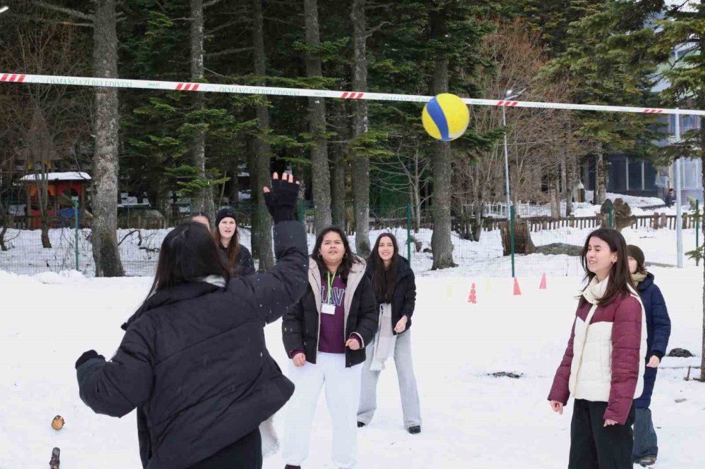 Dersane Öğrencileri Uludağ Kampıyla Ödüllendirildi