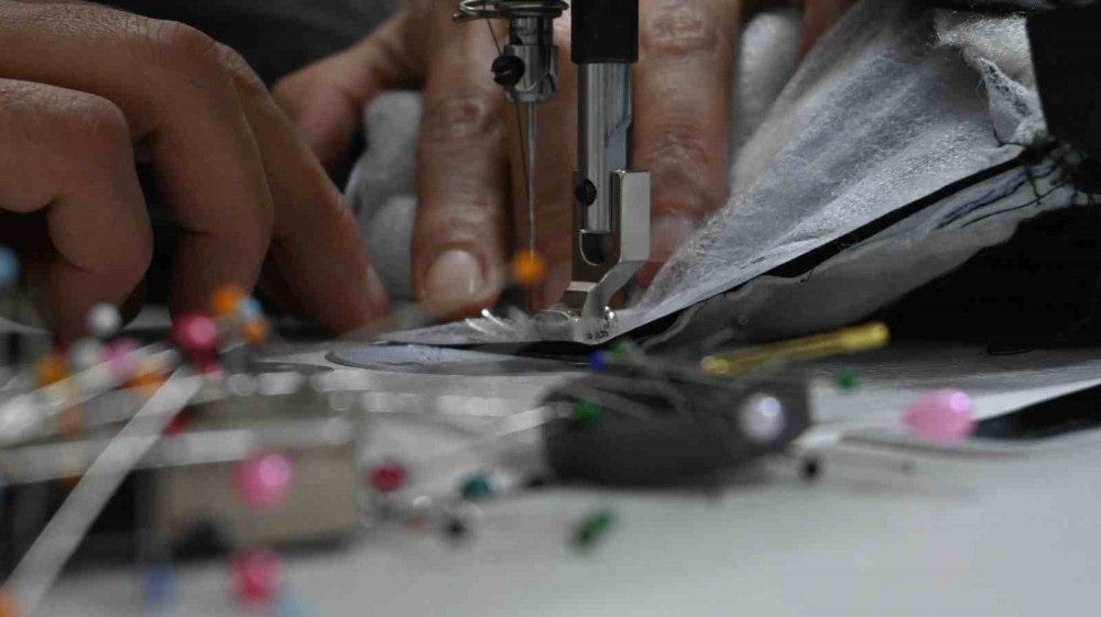 Eskiler Sandıktan Çıktı, Terzilerde "Dönüşüm" Mesaisi Başladı