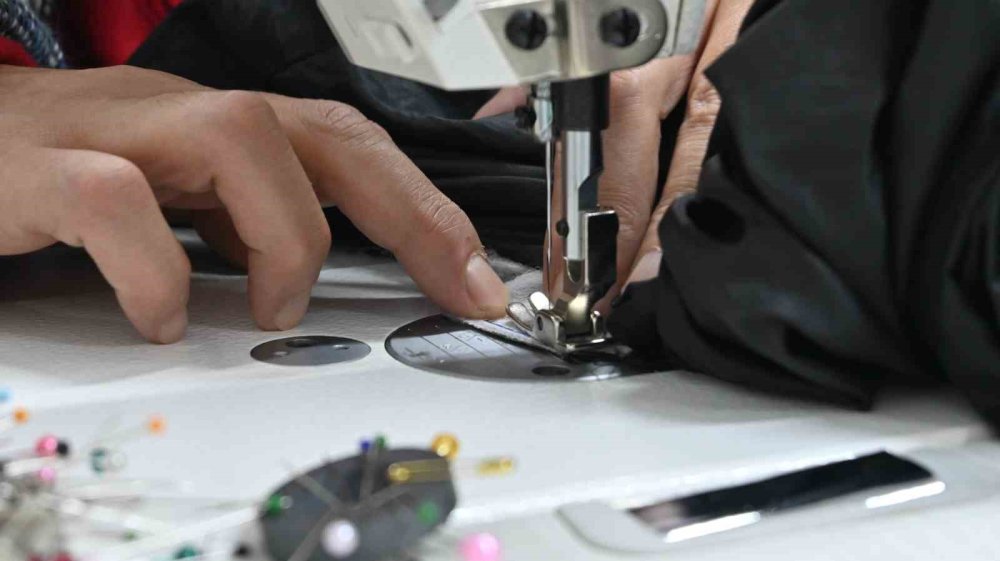 Eskiler Sandıktan Çıktı, Terzilerde "Dönüşüm" Mesaisi Başladı