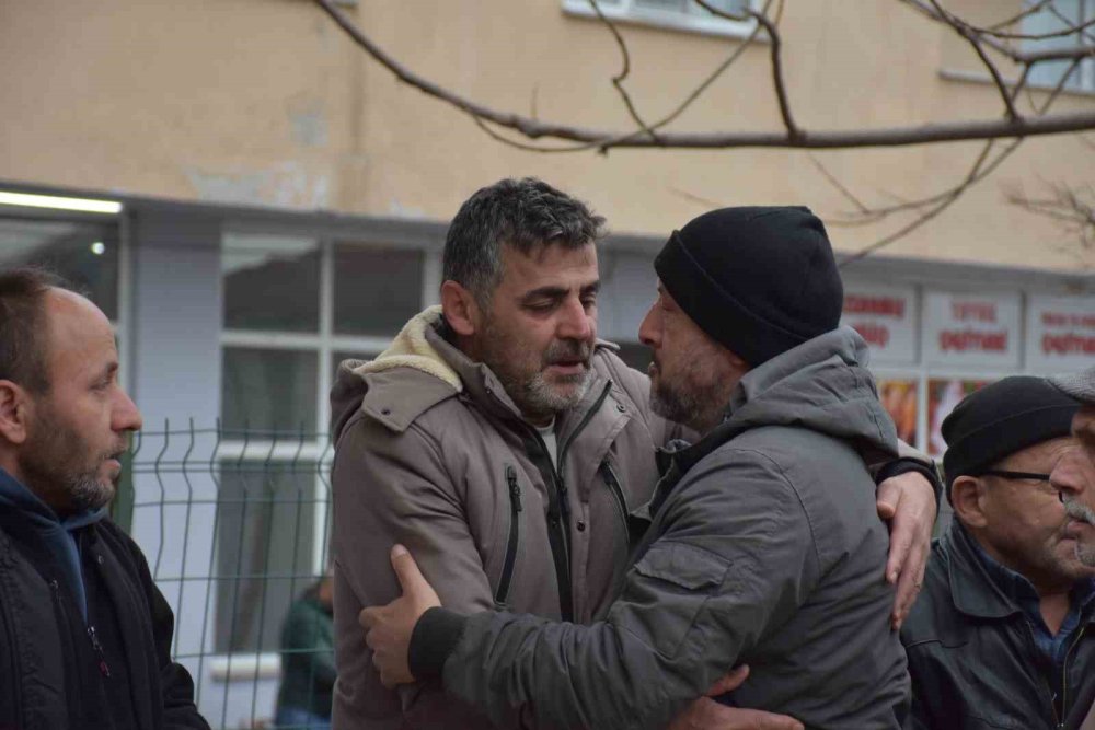 Kavgada Tüfekle Vurulan Genç Son Yolculuğuna Uğurlandı