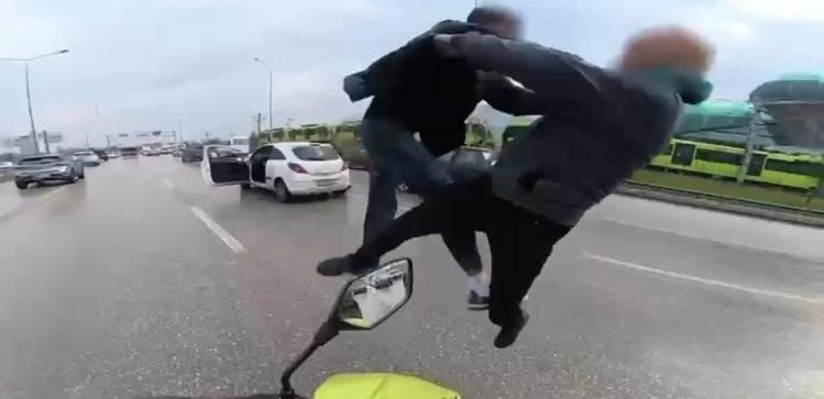 Uçan Tekmelerin Bedeli Ağır Oldu!