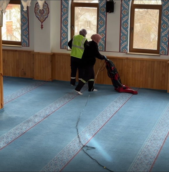 ramazan-oncesi-camilerde-temizlik-yapildi-1.png