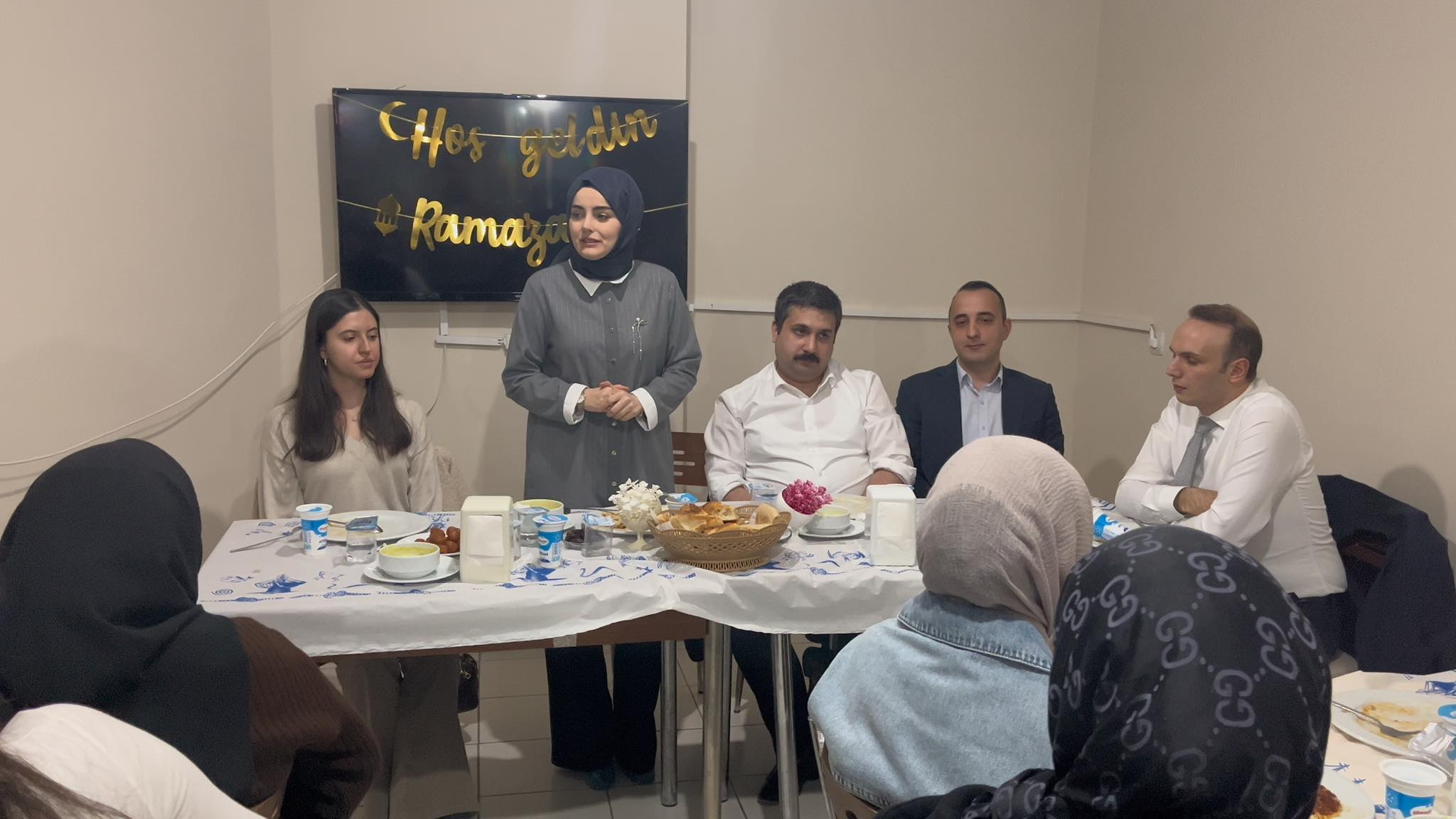 kaymakam-kilic-ogrenciler-ile-iftar-yapti-2.jpg