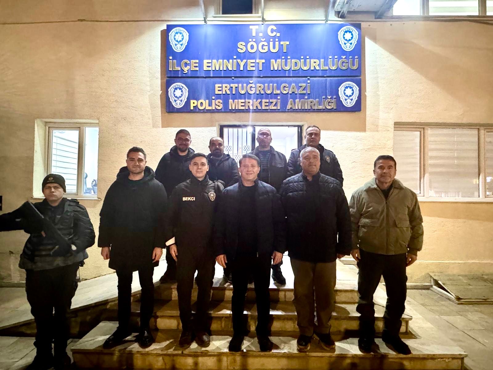 mudur-caglardan-sogut-ilce-emniyet-mudurlugune-ziyaret.jpg