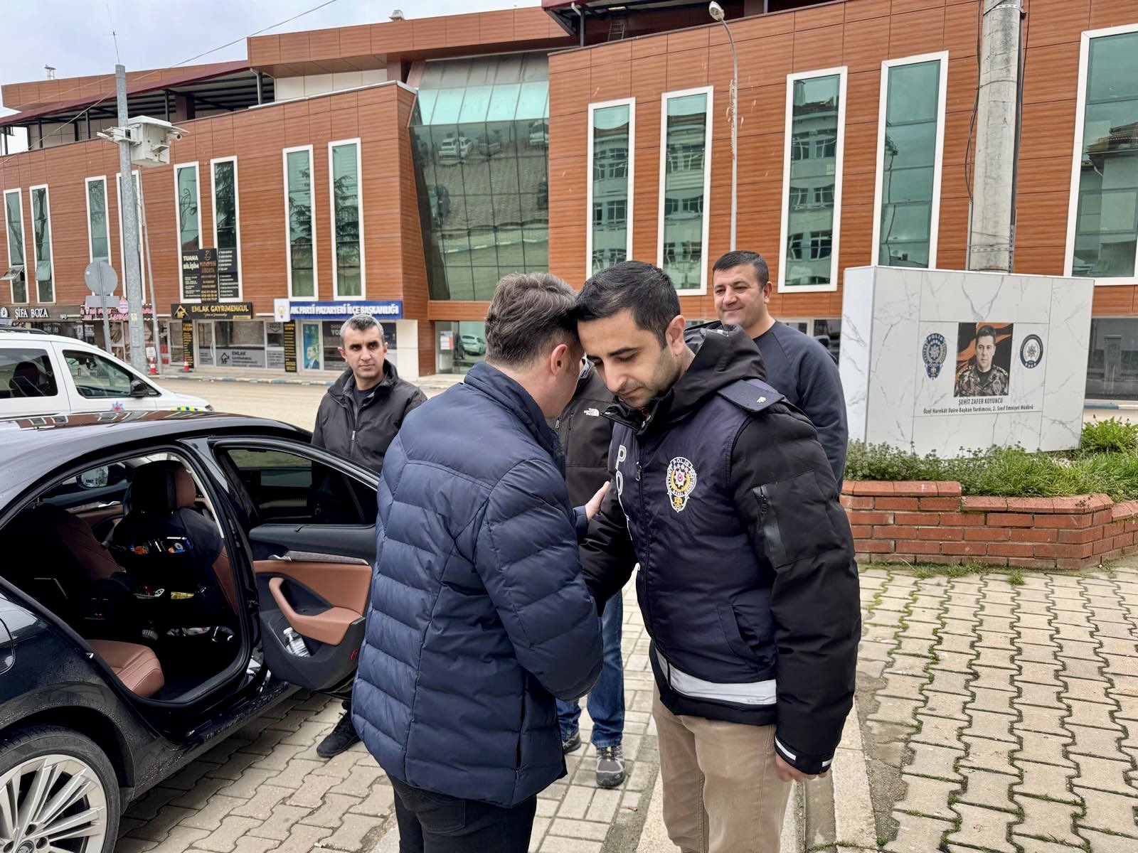 mudur-caglardan-pazaryeri-ilce-emniyet-amirligine-ziyaret6.jpg