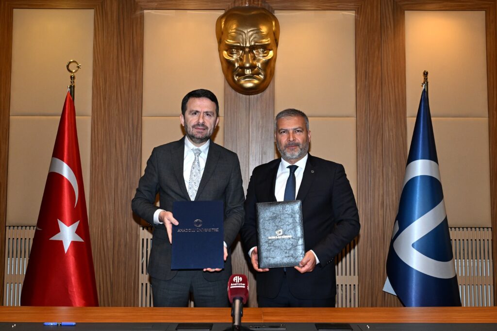 basin-ilan-kurumu-ile-anadolu-universitesi-arasindan-isbirligi-protokolu.jpeg
