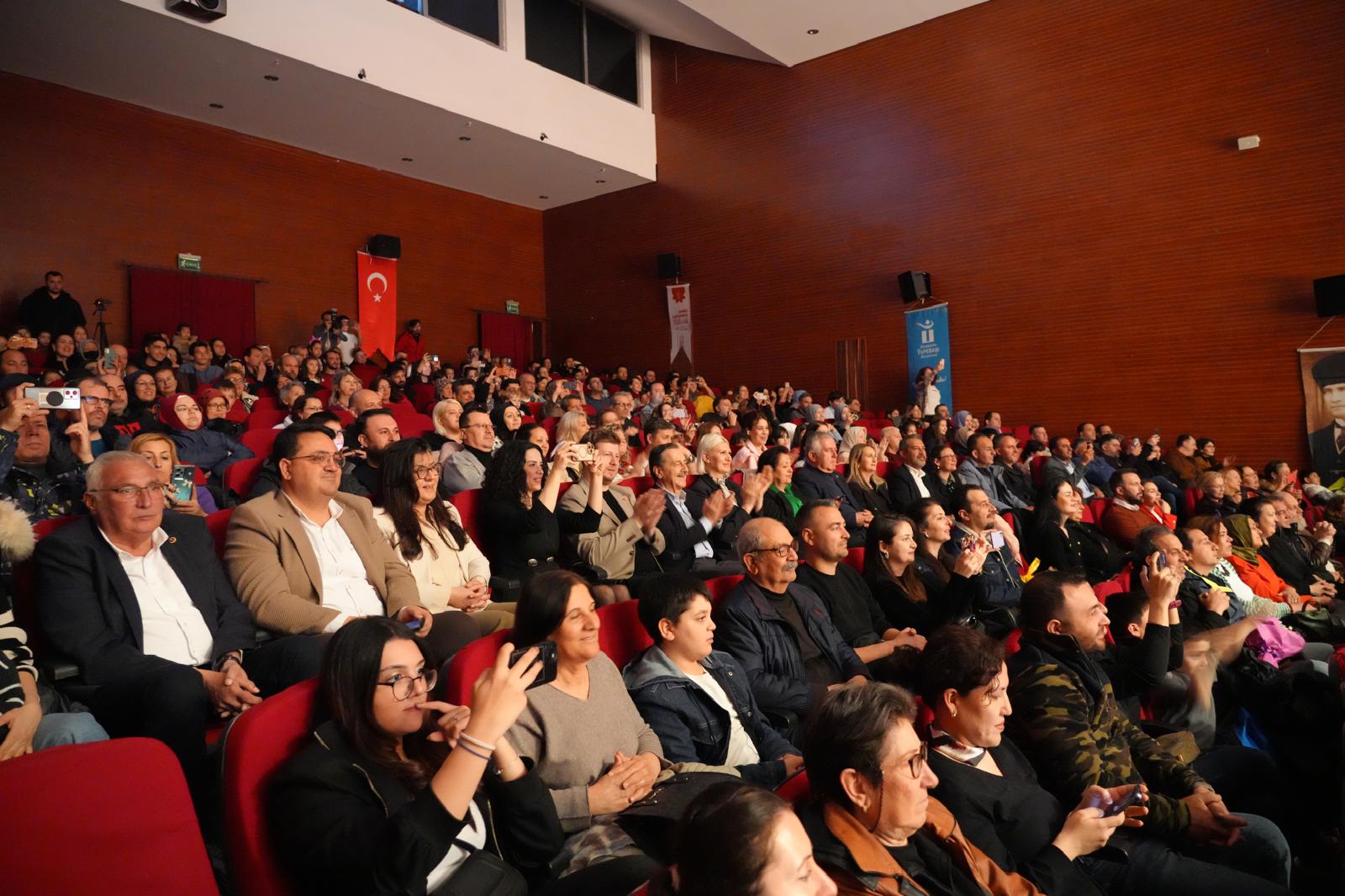 00addbec-06f3-49f1-80c2-d431c8c51ac3.jpg