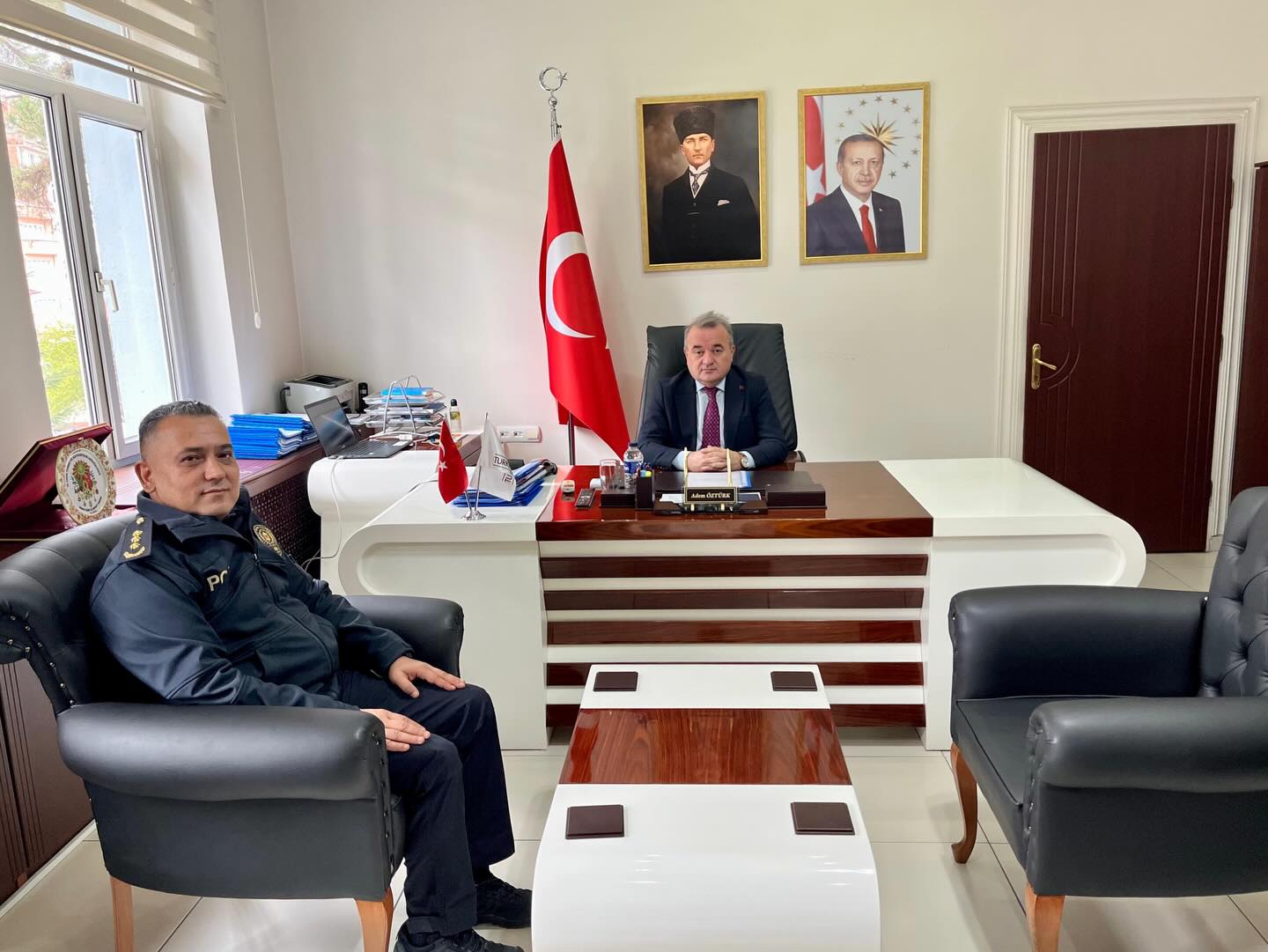 mudur2.jpg