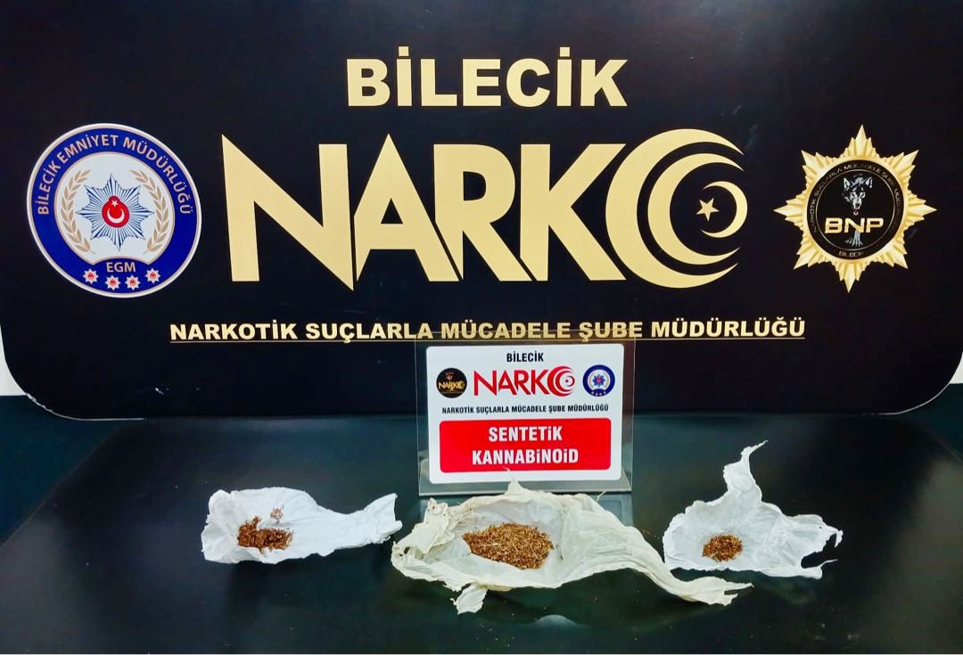 hixsra2wiaakaih.jpeg