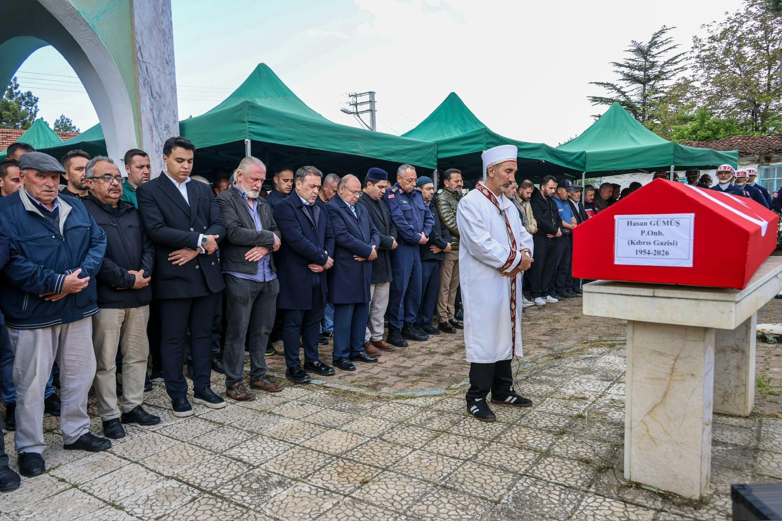 kibris-gazisi-hasan-gumus-son-yolculuguna-ugurlandi1.jpeg