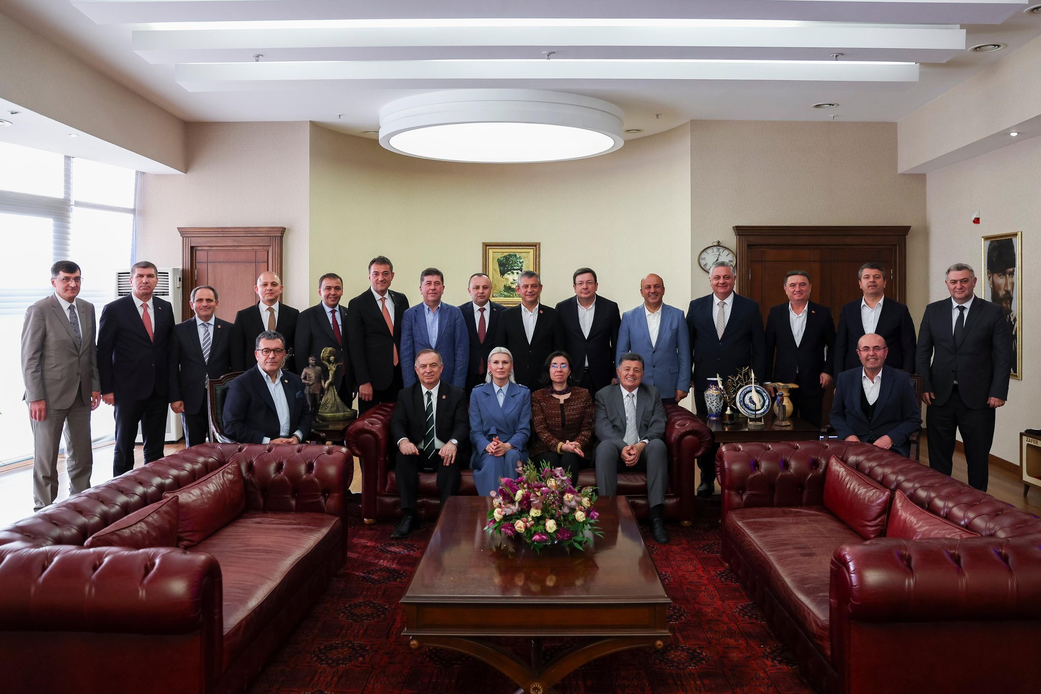 chp-heyetinden-genel-merkez-ziyareti-5620.jpg