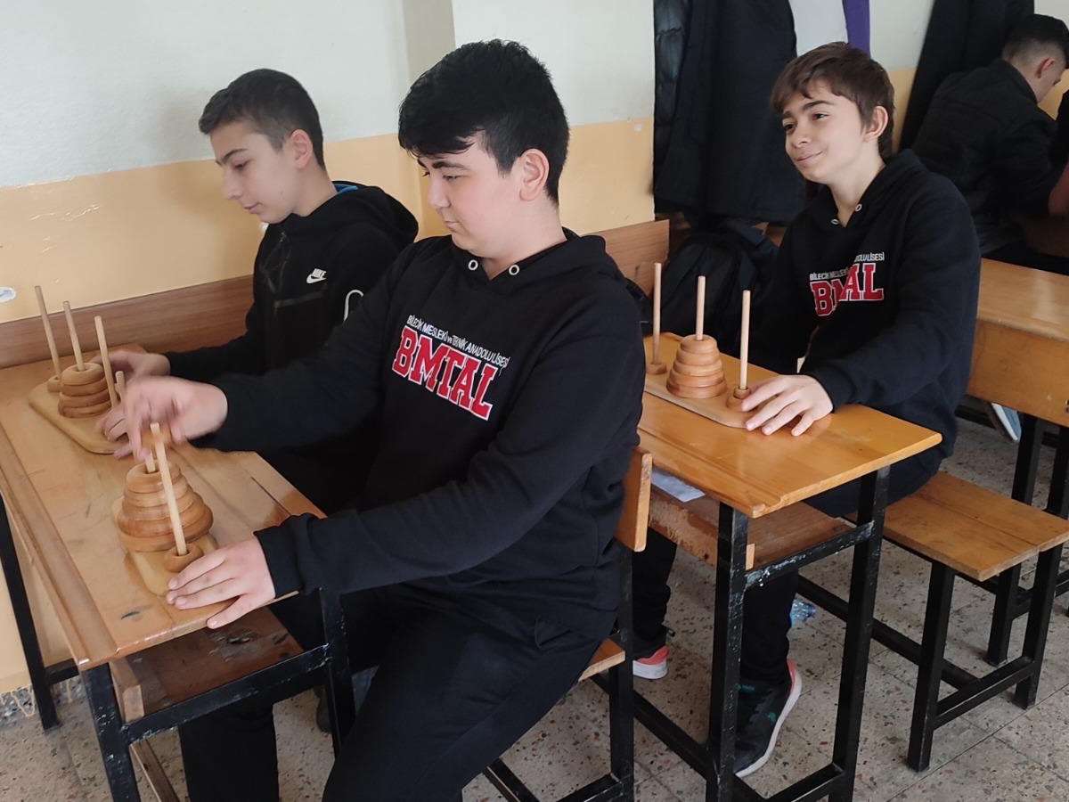 maarifin-kalbinde-marifetli-genclik-bilecikte1-jpg.jpeg