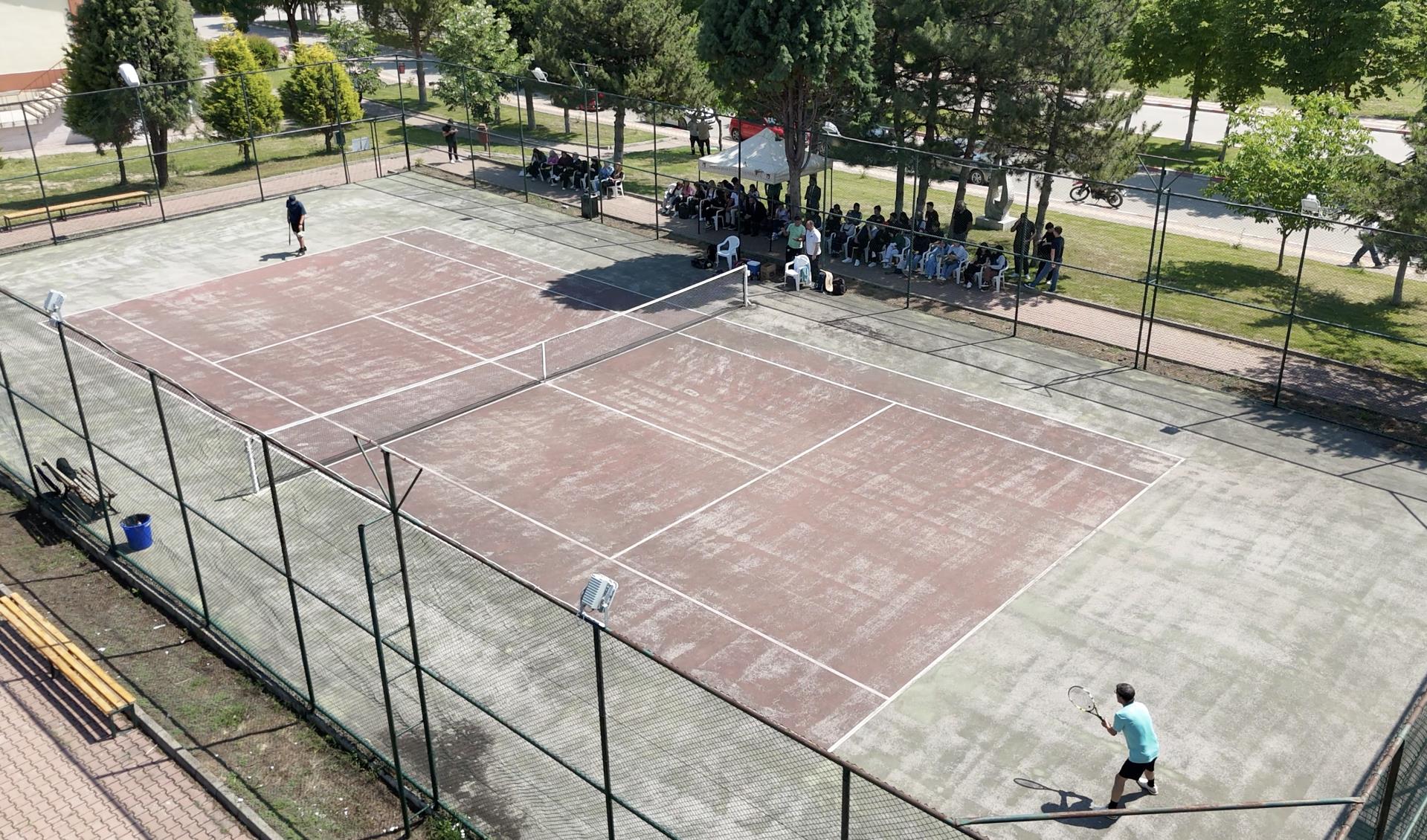 tenis3.png