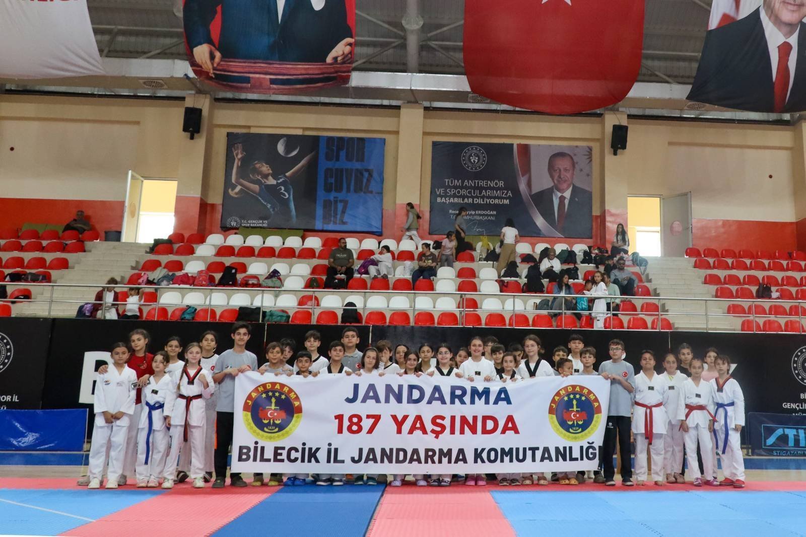 de3c775d-1cd9-417a-949e-5a4174607ee6.jpeg