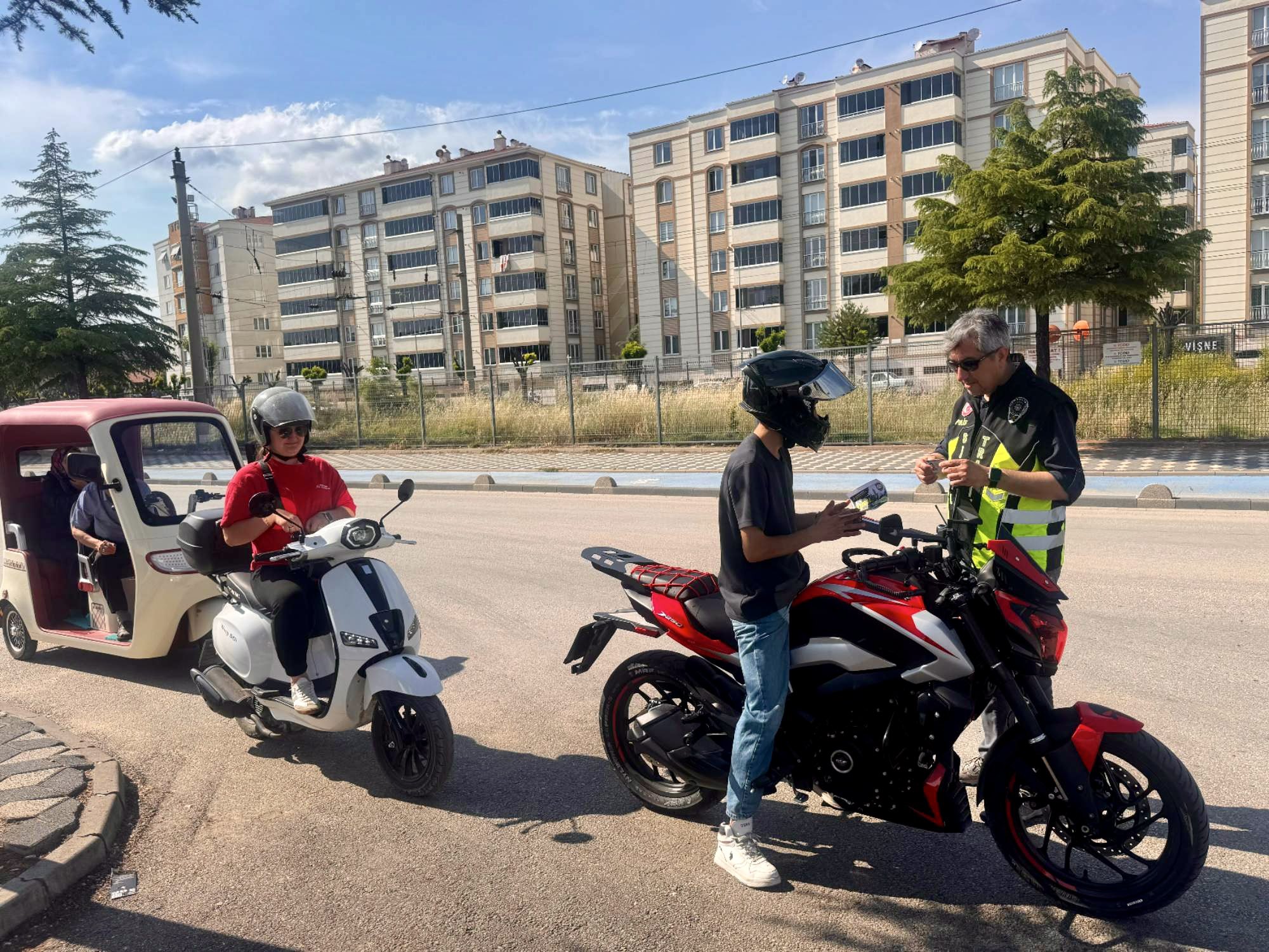 moto1.jpeg
