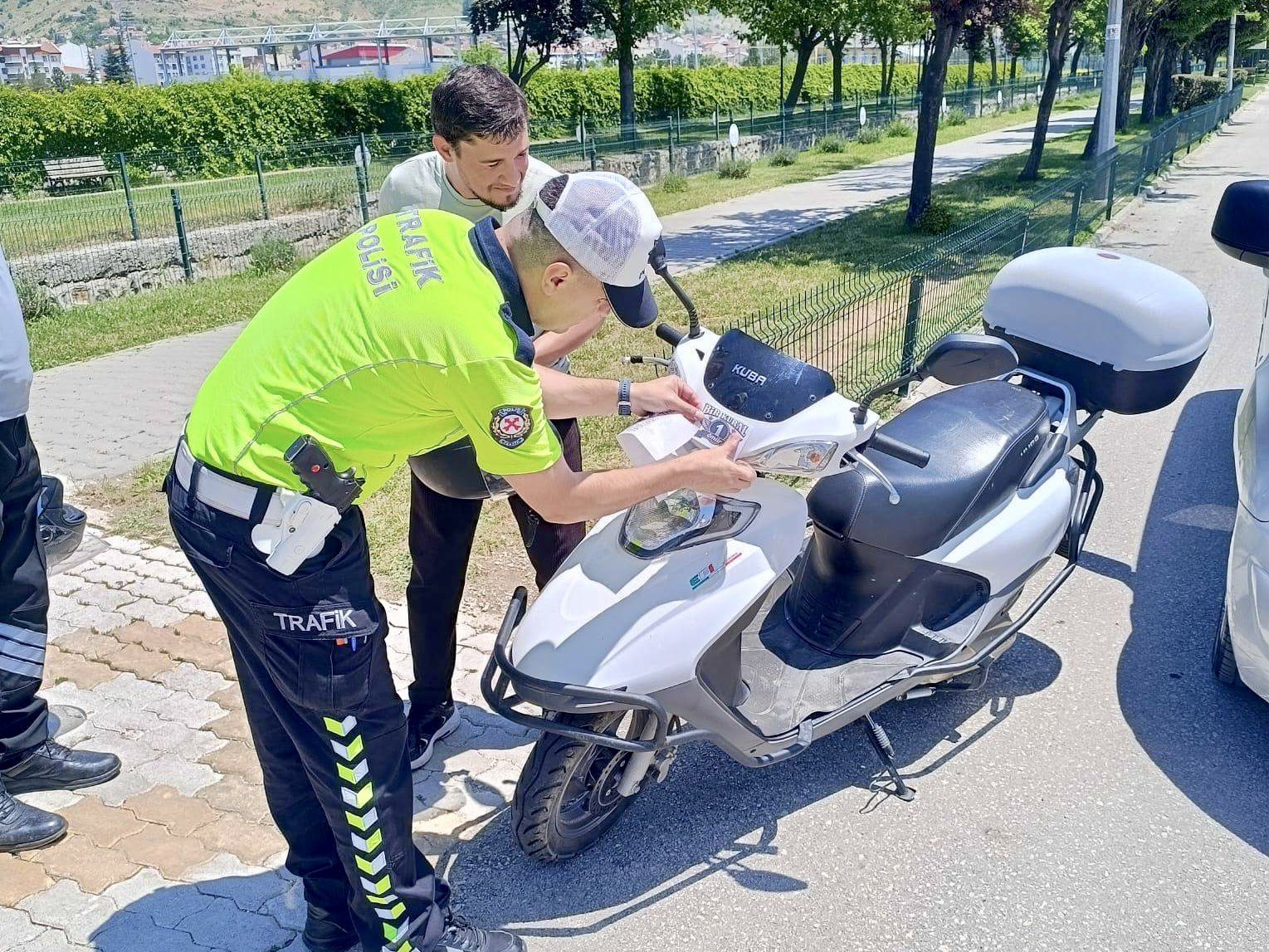 moto2.jpeg