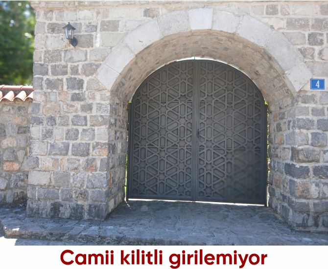 cami-kilitli-girilemiyor.jpg