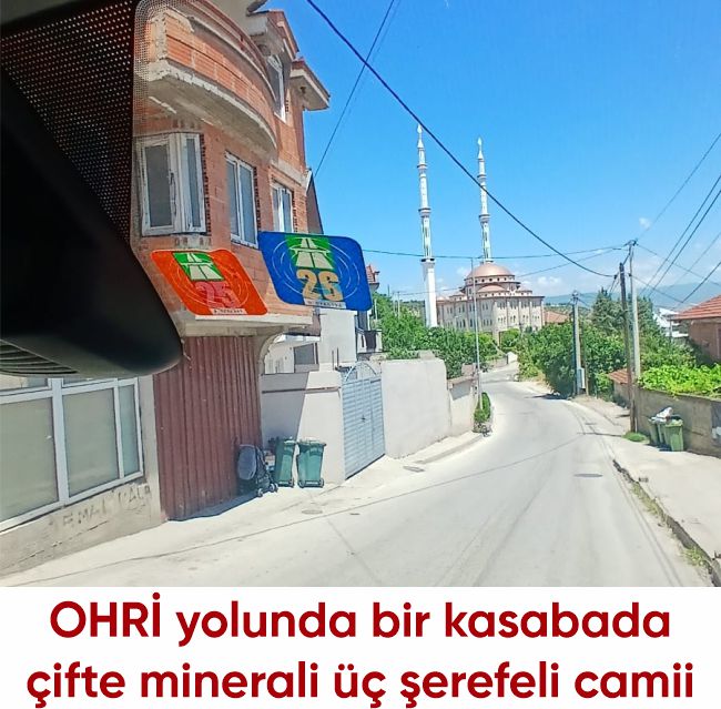 ohri-iki-minareli-camii.jpg