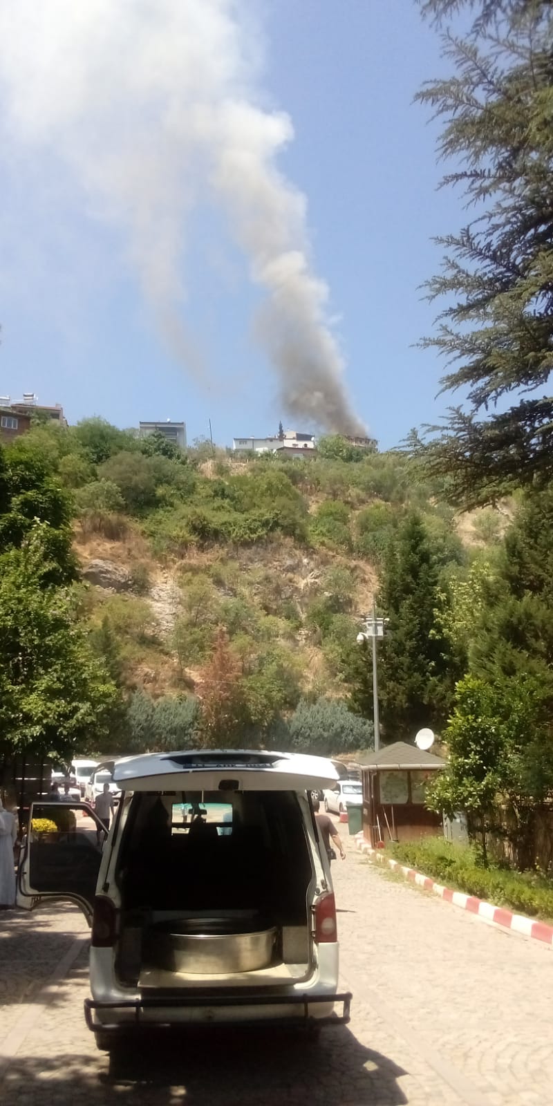 bilecikte-ev-yangini4.jpg