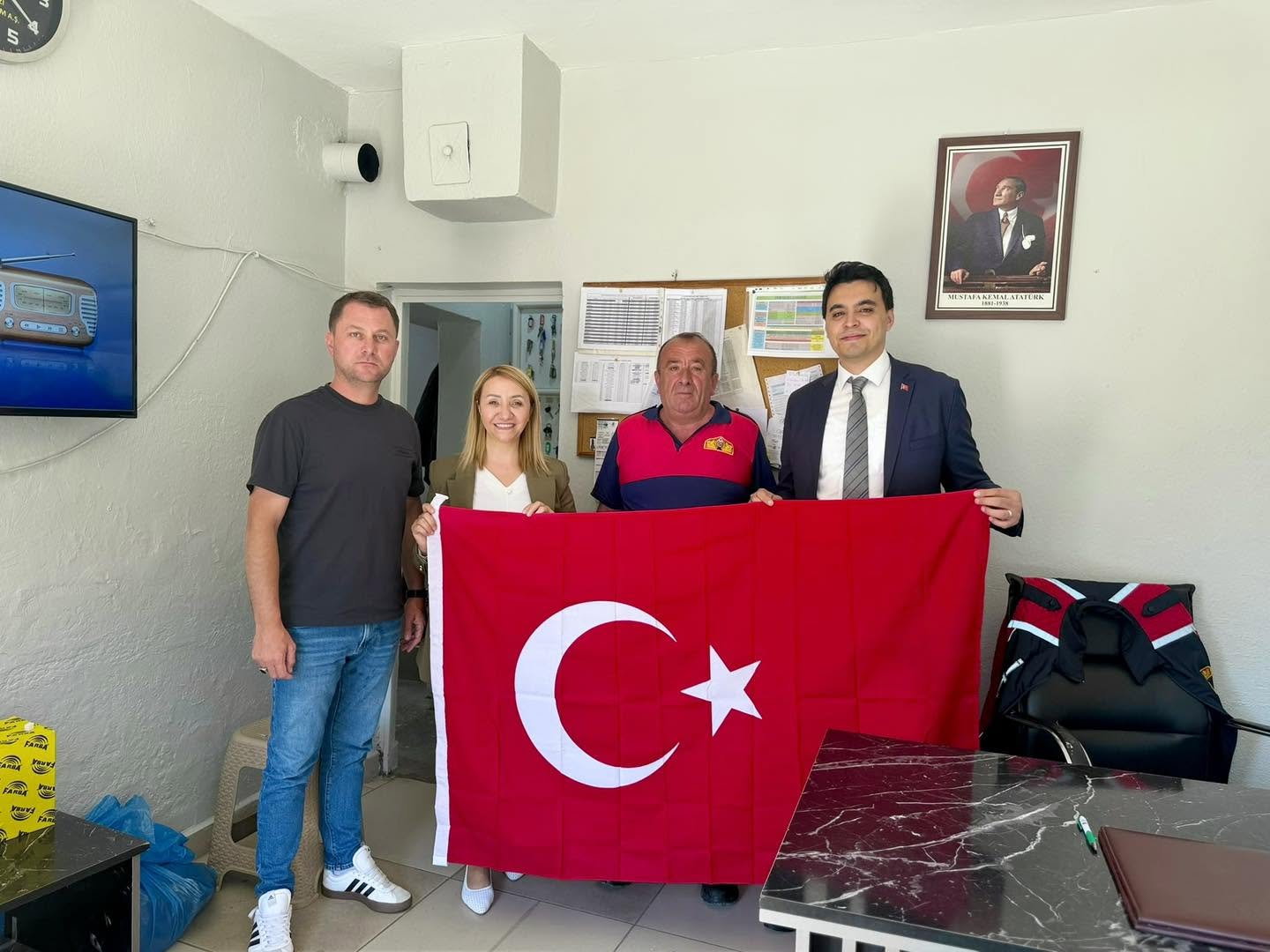 bayrak1.jpg
