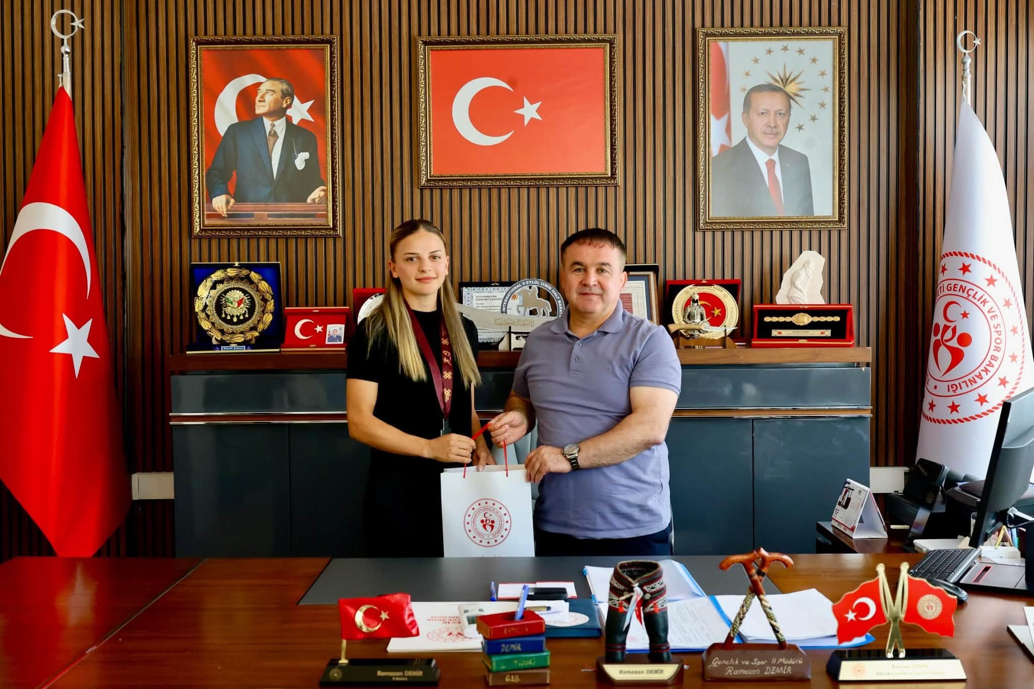 demir2.jpg
