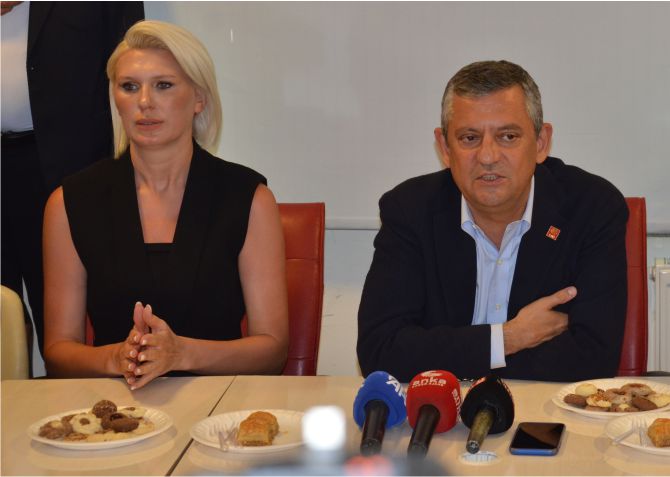 ozgur-ozel-bilecikte5.jpg
