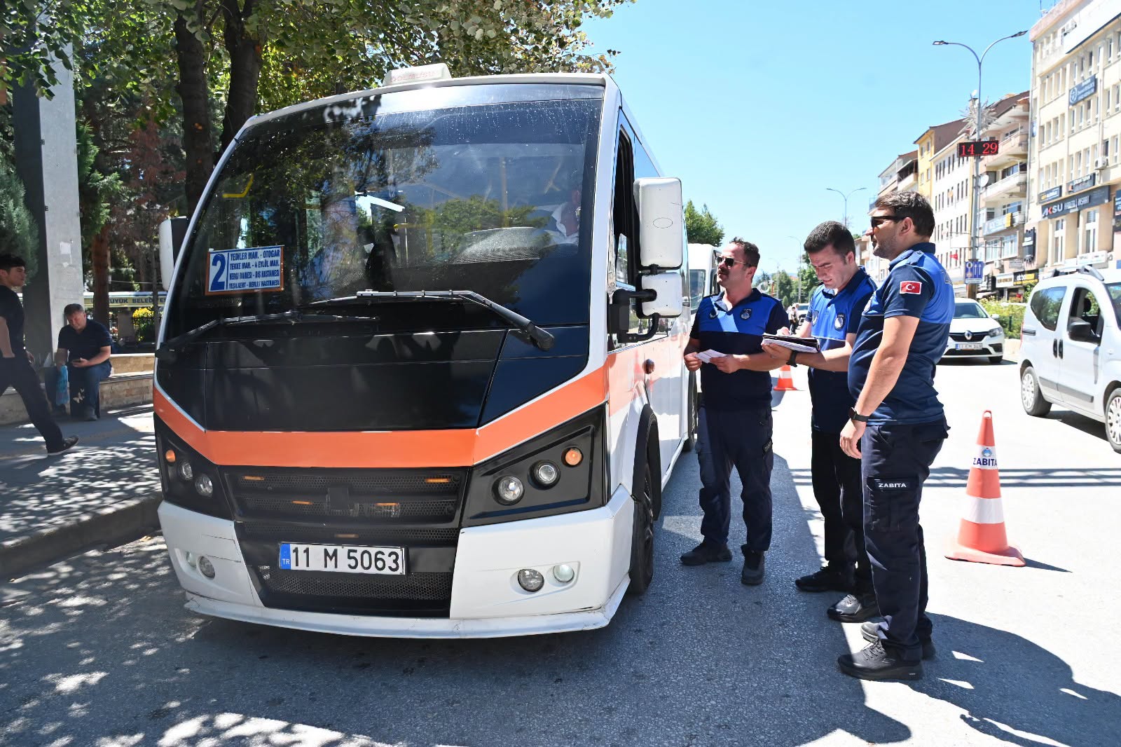 minibus2.jpeg