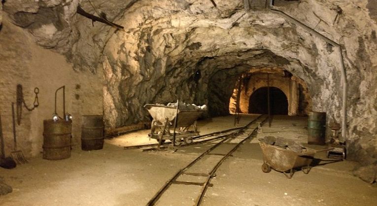 ucak2.jpg