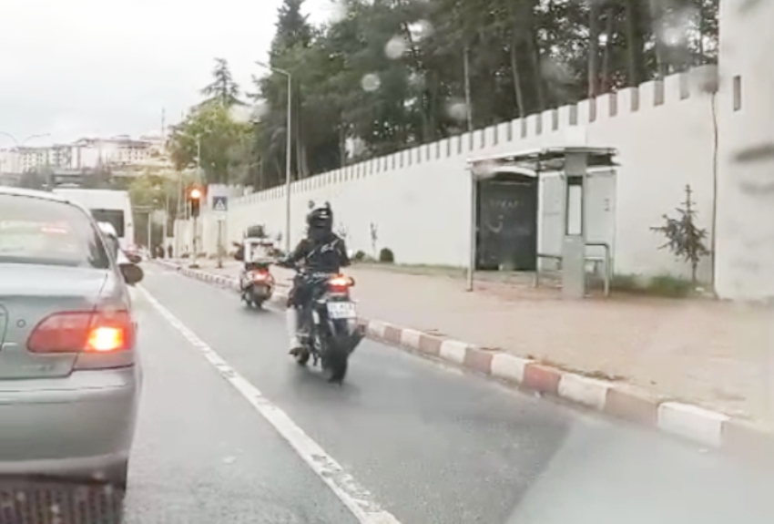 emniyet-seridi-mi-motosiklet-yolu-mu1.jpg