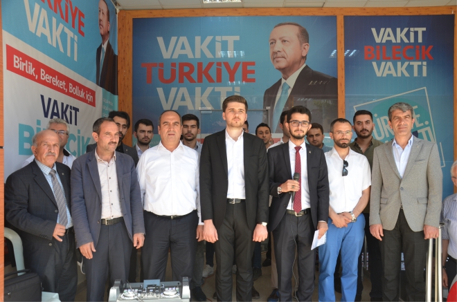 ak-parti-muharrem-inceyi-kinadi3.jpg