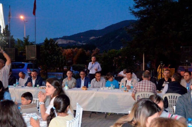 belde-halki-iftarda-bulustu4.jpg