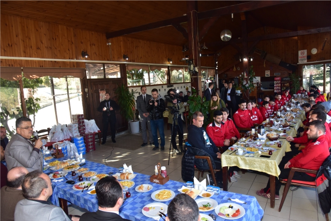 bilecikspor-fan-takimi-acildi3.jpg