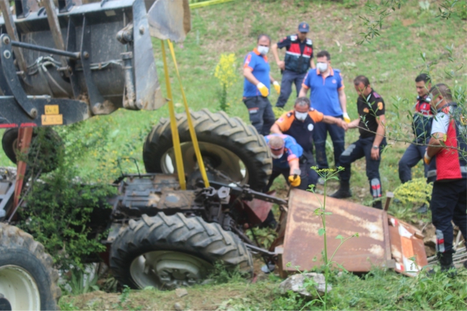 bilecikte-traktor-kazasi2.jpg