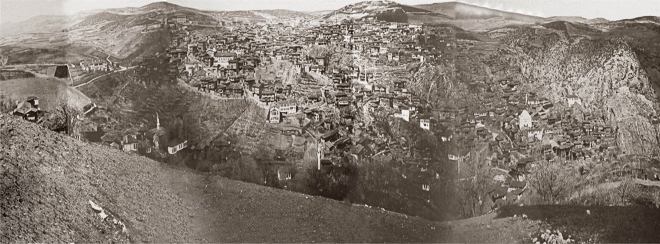 ertugrulun-tarihcesini-anlatti2.jpg