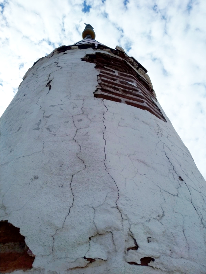 tarihi-caminin-minaresi-tehlike-altinda2.jpg