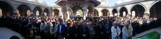 vali-nayirin-babasi-vefat-etti.jpg
